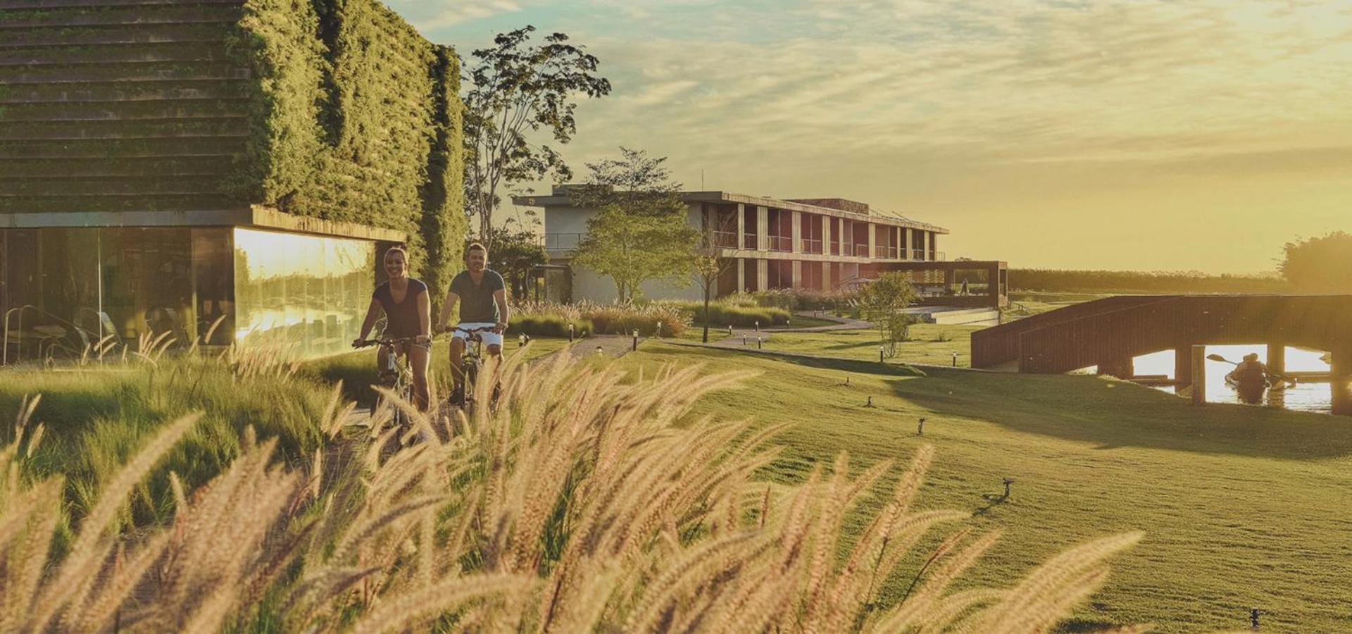Resort Santa Clara Eco 4*